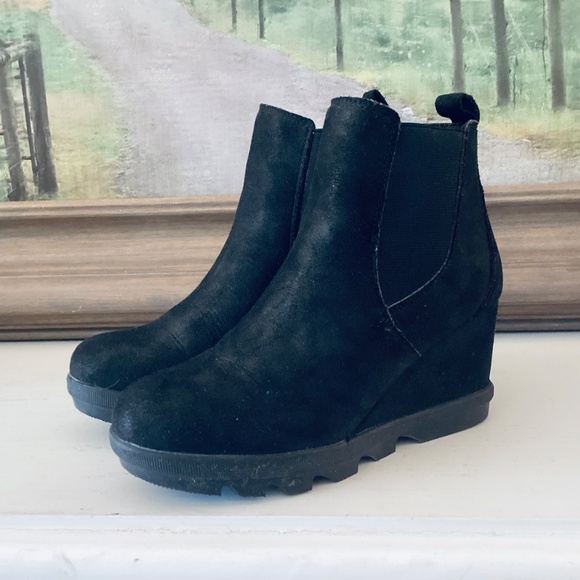 Serra Black Suede Platform Ankle Booties Women’s size 7 City Mod Stylish Career - Picture 13 of 14